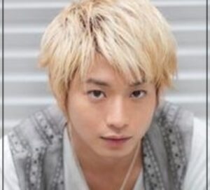 向井理のモデル時代 大学生時代の画像を確認 金髪 短髪ツーブロックがヤンチャ 芸能summary