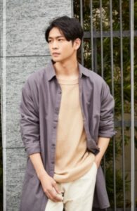 松下洸平の私服がおしゃれ 愛用ブランドはメゾンキツネ 年収もすごい 芸能summary