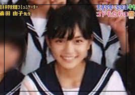 川口春奈の家族構成や兄弟を確認 母はスナック経営者 姉 さおりはインスタに登場 芸能summary